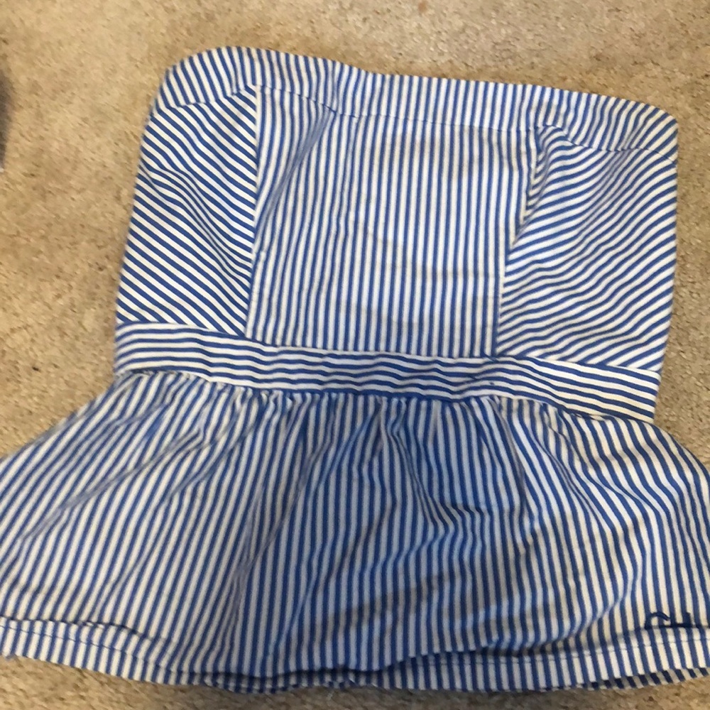 Shoulder less blouse